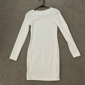 White long sleeve dress